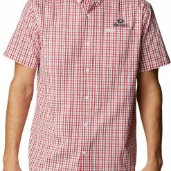 Best deal 🔥 Columbia Men's Georgia Bulldogs Red Rapid Rivers Button Down 👚 Shirt 🔔